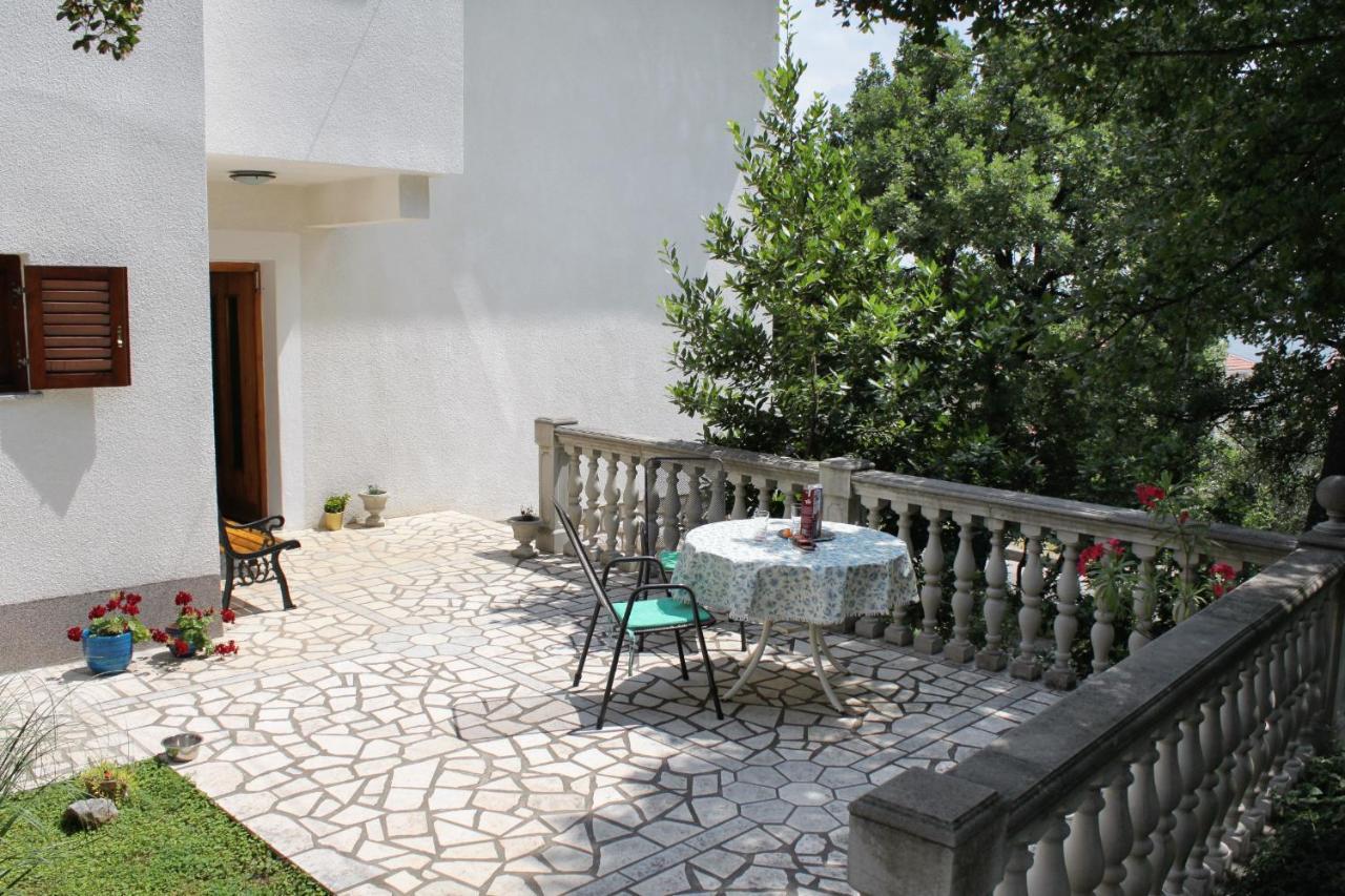 Apartments With A Parking Space Novi Vinodolski - 2423 ภายนอก รูปภาพ