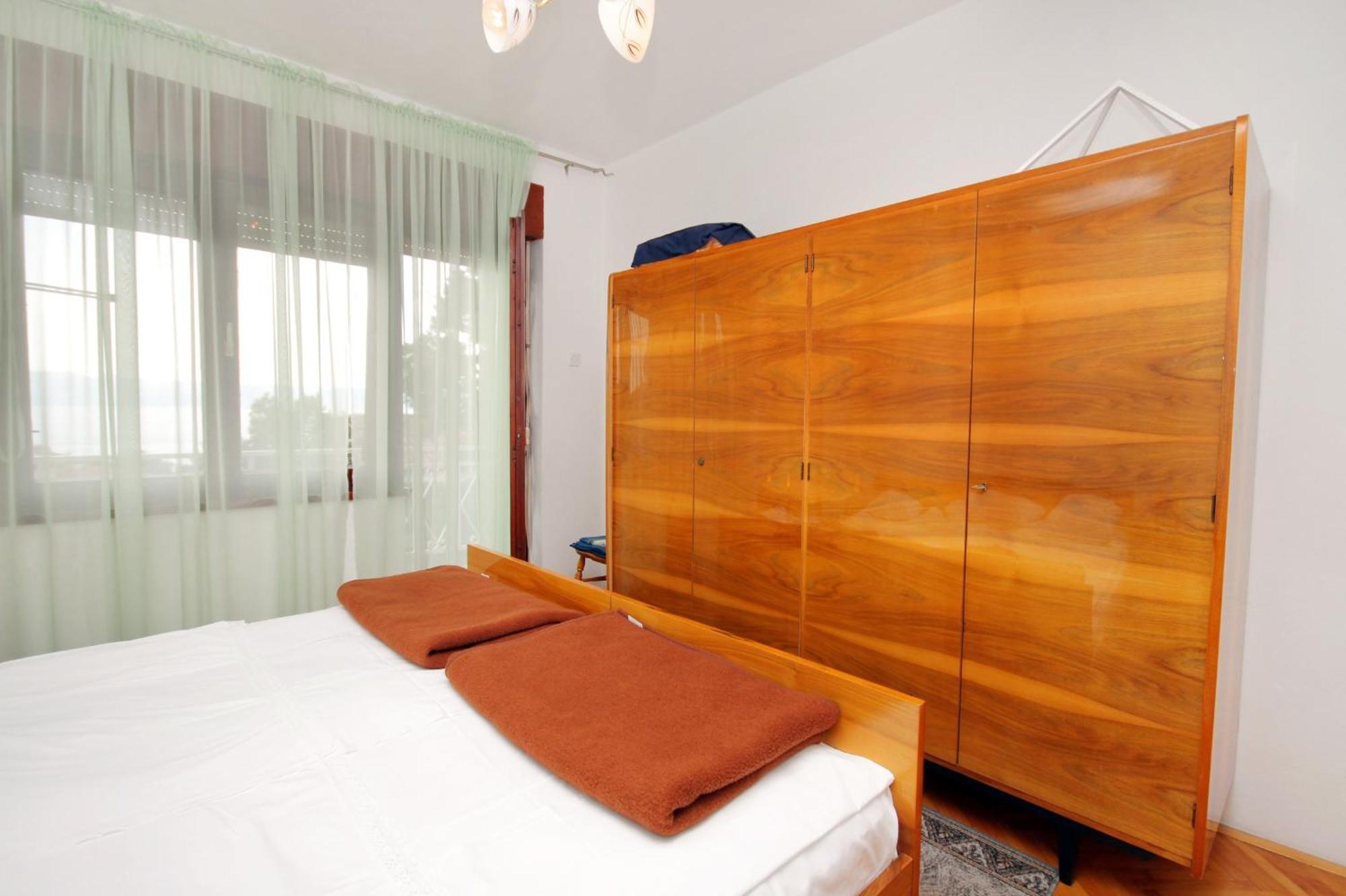 Apartments With A Parking Space Novi Vinodolski - 2423 ห้อง รูปภาพ