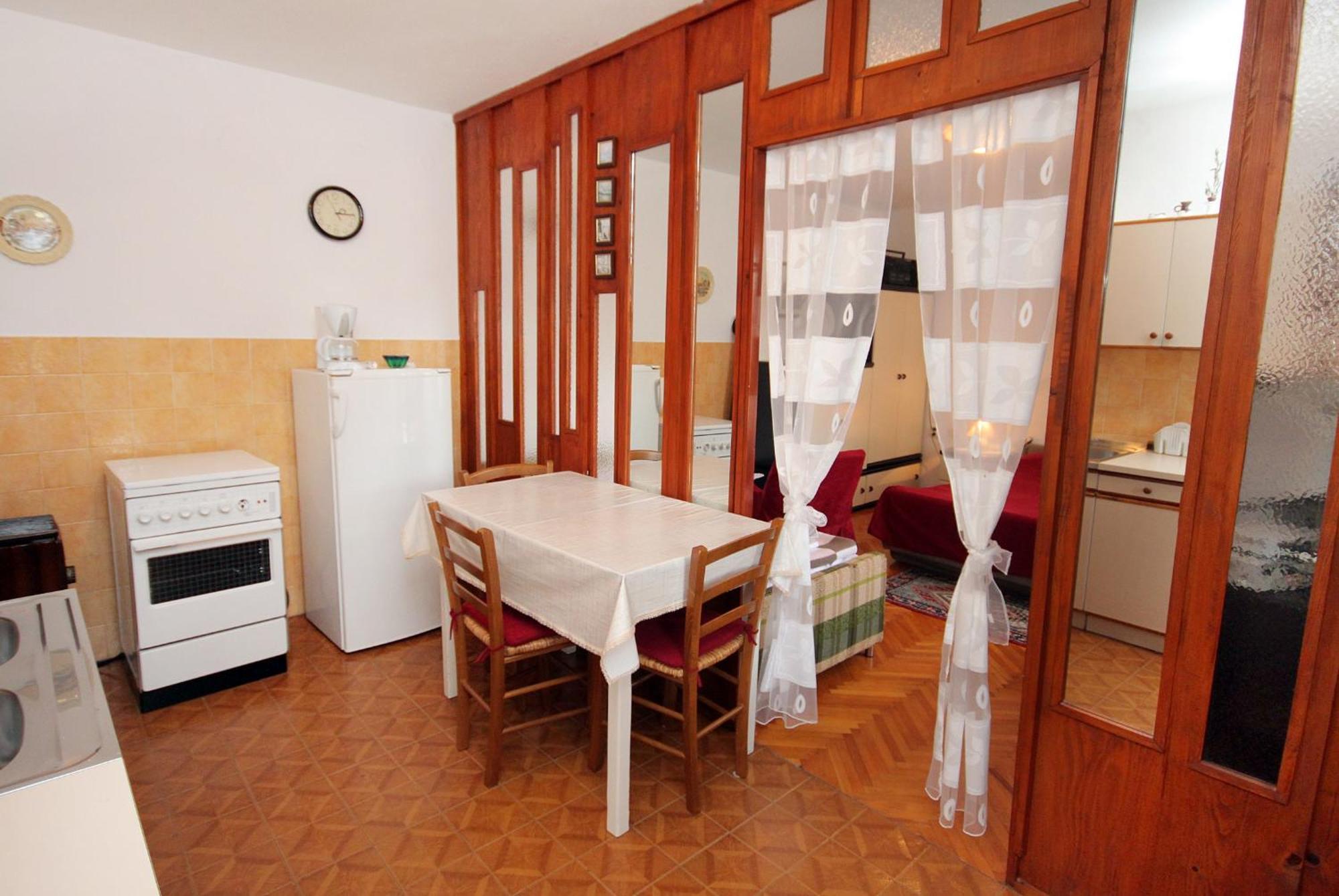 Apartments With A Parking Space Novi Vinodolski - 2423 ห้อง รูปภาพ